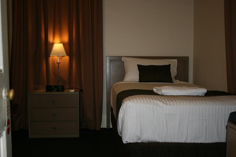 Noah'S Mid City Motor Inn Muswellbrook Szoba fotó