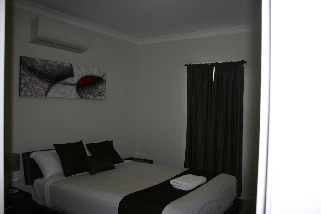 Noah'S Mid City Motor Inn Muswellbrook Szoba fotó