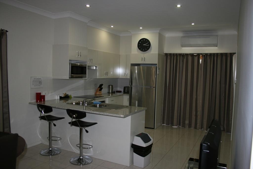 Noah'S Mid City Motor Inn Muswellbrook Szoba fotó