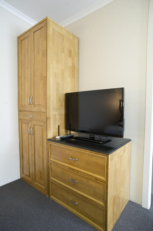 Noah'S Mid City Motor Inn Muswellbrook Szoba fotó